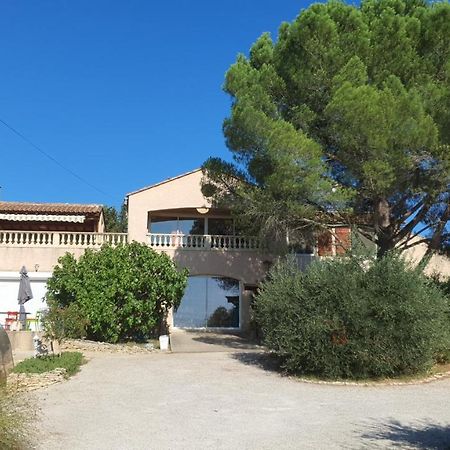 Villa Des Masques Aubais Εξωτερικό φωτογραφία